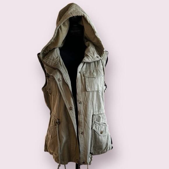 Fashionomics women’s size M vest with hood, back has diamond print sweater - Picture 3 of 10